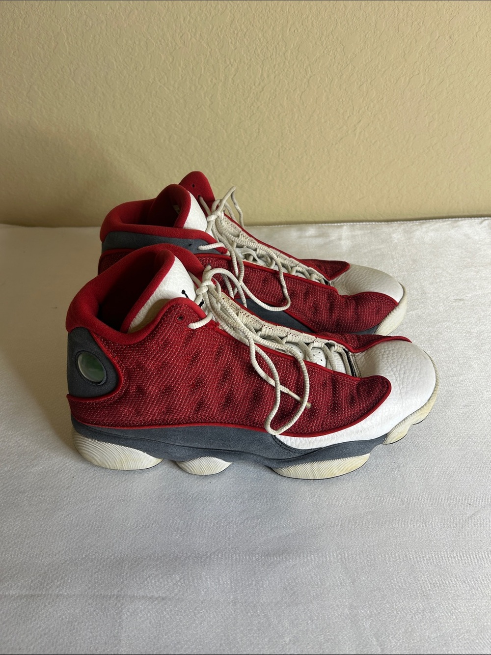 Nike Air Jordan “Red Flint” 13 Retro Men Sneakers
Size 10